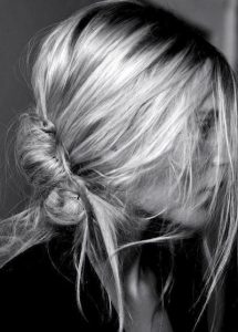 Hair Trend: The New «Banana Bun»